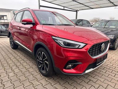 Rot Gebraucht 2022 MG ZS Luxury SUV | 10.999 €