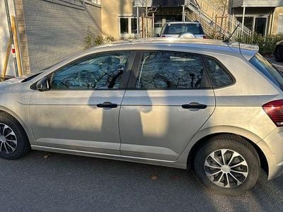 Gebraucht VW Polo Trendline 75 PS (55 kW) 2018 Grau Kleinwagen