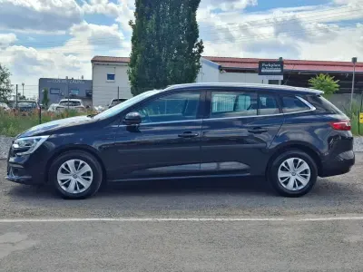 Gebraucht Renault Mégane Experience 110 PS (80 kW) 2017 Schwarz Limousine