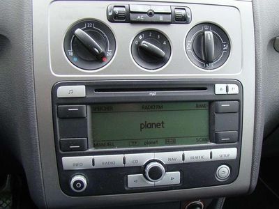 Gebraucht VW Touran Conceptline 140 PS (102 kW) 2009 Van / Kleinbus