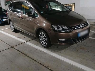 Gebraucht VW Sharan 140 PS (102 kW) 2011 Braun Van / Kleinbus