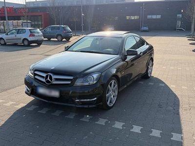 Gebraucht Mercedes C250 AMG 204 PS (150 kW) 2012 Schwarz Coupé