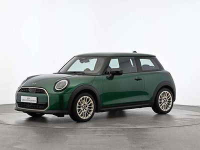 Second-hand Mini Cooper Favoured 156 CP (114 kW) 2024 Verde Hatchback