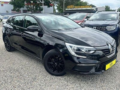 Schwarz Gebraucht 2017 Renault Mégane IV Life Limousine | 9.290 € (Guter Preis)