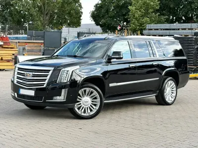 Gebraucht Cadillac Escalade 426 PS (313 kW) 2018 Schwarz SUV