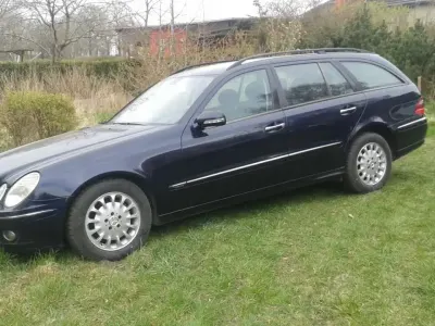 Gebraucht Mercedes E200 Elegance 136 PS (100 kW) 2008 Blau Kombi