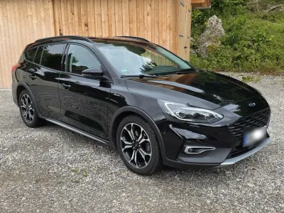 Gebraucht Ford Focus Active 182 PS (133 kW) 2019 Schwarz Kombi