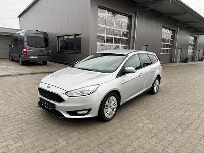 Gebraucht Ford Focus Trend 101 PS (74 kW) 2015 Silber Kombi