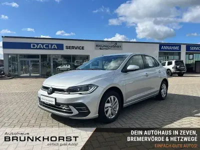 Gebraucht VW Polo Style 95 PS (69 kW) 2024 Reflexsilber metallic Kleinwagen