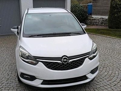 Gebraucht Opel Zafira 120 PS (88 kW) 2017 Weiß Van / Kleinbus