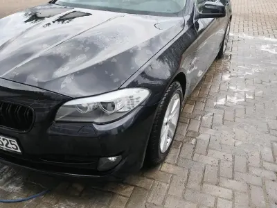 Gebraucht BMW 525 204 PS (150 kW) 2010 Schwarz Kombi