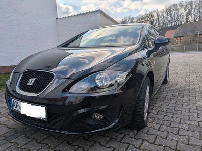 Usata Seat Leon 105 CV (77 kW) 2011 Nero Utilitaria