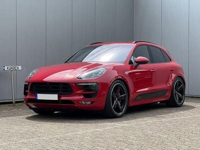 Rot Gebraucht 2017 Porsche Macan GTS SUV | 39.100 € (Superpreis)