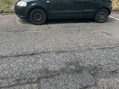 Gebraucht VW Fox 55 PS (40 kW) 2007 Schwarz Kleinwagen