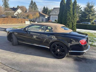 Second-hand Bentley Continental GT Convertible 585 CP (430 kW) 2019 Negru Cabrio