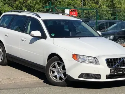 Gebraucht Volvo V70 Kinetic 136 PS (100 kW) 2008 Weiß Kombi