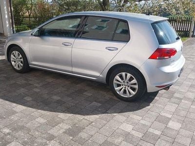 Używany VW Golf VII Comfortline 110 KM (80 kW) 2016 Srebrny Sedan/Limuzyna