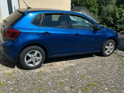 Gebraucht VW Polo Highline 95 PS (69 kW) 2019 Blau Kleinwagen
