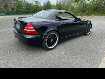 Gebraucht Mercedes SLK230 193 PS (141 kW) 1999 Schwarz Cabrio