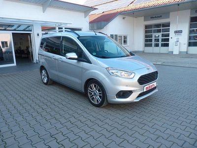 Gebraucht Ford Tourneo Courier Titanium 100 PS (73 kW) 2019 Silber Van / Kleinbus