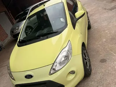 Usata Ford Ka Trend 69 CV (50 kW) 2009 Verde Utilitaria