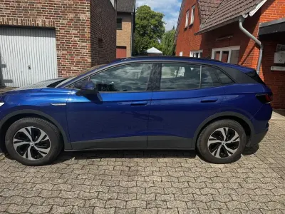 Gebraucht VW ID.4 Pure 125 kW (170 PS) 2021 Blau SUV