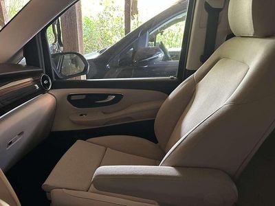 Schwarz Gebraucht 2022 Mercedes V220 Marco Polo Van / Kleinbus | 59.990 € (Teuer)