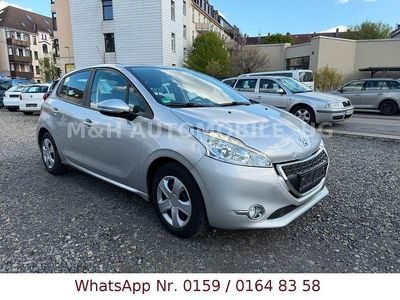 Usata Peugeot 208 Active 82 CV (60 kW) 2013 Grigio Utilitaria