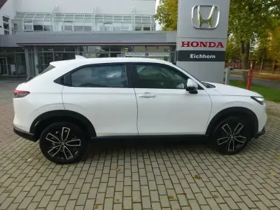 Second-hand Honda HR-V Elegance 131 CP (96 kW) 2022 Alb SUV