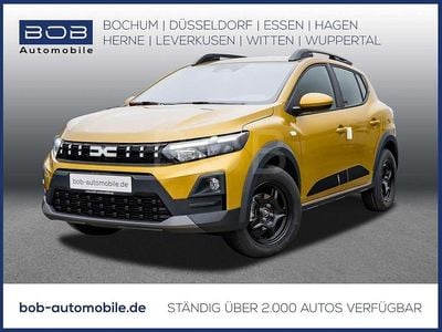 Amber yellow Gebraucht 2026 Dacia Sandero Expression Limousine | 19.333 € (Fairer Preis)