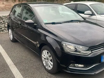 Gebraucht VW Polo Life 90 PS (66 kW) 2014 Schwarz Limousine