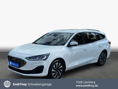 Gebraucht Ford Focus Titanium 155 PS (114 kW) 2025 Frozen white Kombi