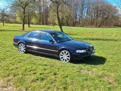 Gebraucht Audi A8 300 PS (220 kW) 1998 Blau Limousine