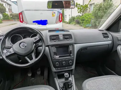 Gebraucht Skoda Yeti 105 PS (77 kW) 2015 Violett SUV