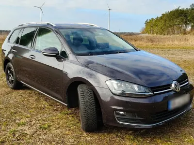 Gebraucht VW Golf VII LOUNGE 110 PS (80 kW) 2015 Grau Kombi