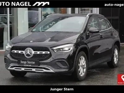 Second-hand Mercedes GLA250 Style 102 CP (75 kW) 2022 Negru SUV