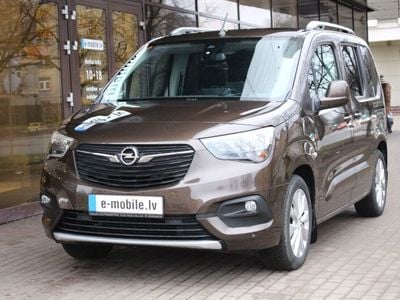 Gebraucht Opel Combo Life Innovation 131 PS (96 kW) 2021 Braun Van / Kleinbus