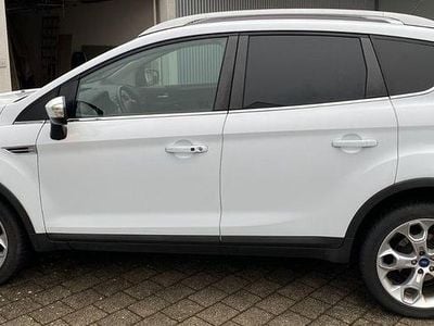Weiß Gebraucht 2012 Ford Kuga S SUV | 10.900 € (Teuer)