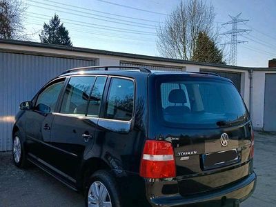 Gebraucht VW Touran 140 PS (102 kW) 2006 Schwarz Van / Kleinbus