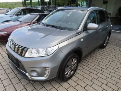 Gebraucht Suzuki Vitara Comfort 111 PS (81 kW) 2019 Grau SUV