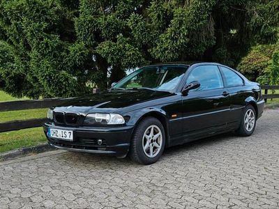 BMW 323