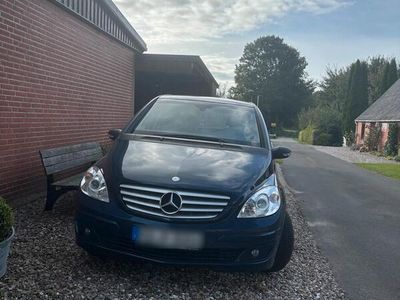 Mercedes B150