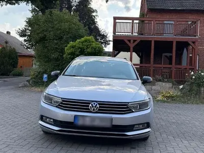 Gebraucht VW Passat Highline 150 PS (110 kW) 2017 Grau Kombi