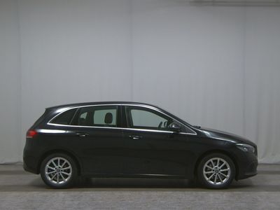 Mercedes B200