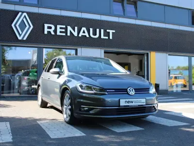 Gebraucht VW Golf VII Highline 131 PS (96 kW) 2018 Indiumgrau metallic Kleinwagen