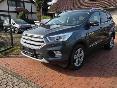 Gebraucht Ford Kuga Titanium 150 PS (110 kW) 2019 Grau SUV