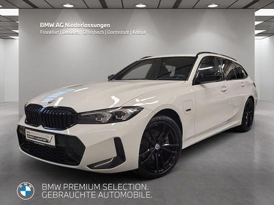 Gebraucht BMW 330e M Sport 184 PS (135 kW) 2022 Weiß Kombi