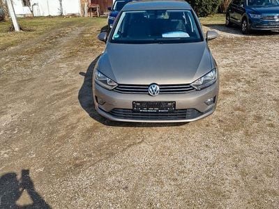 Gebraucht VW Golf Sportsvan 125 PS (91 kW) 2016 Pyramid gold metallic Van / Kleinbus