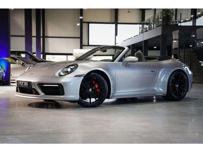 Porsche 911 Carrera 4 Cabriolet
