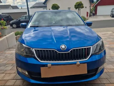 Gebraucht Skoda Fabia Drive 90 PS (66 kW) 2017 Blau Kleinwagen